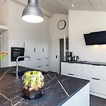 8 Person In Jerup-by Traum Jerup